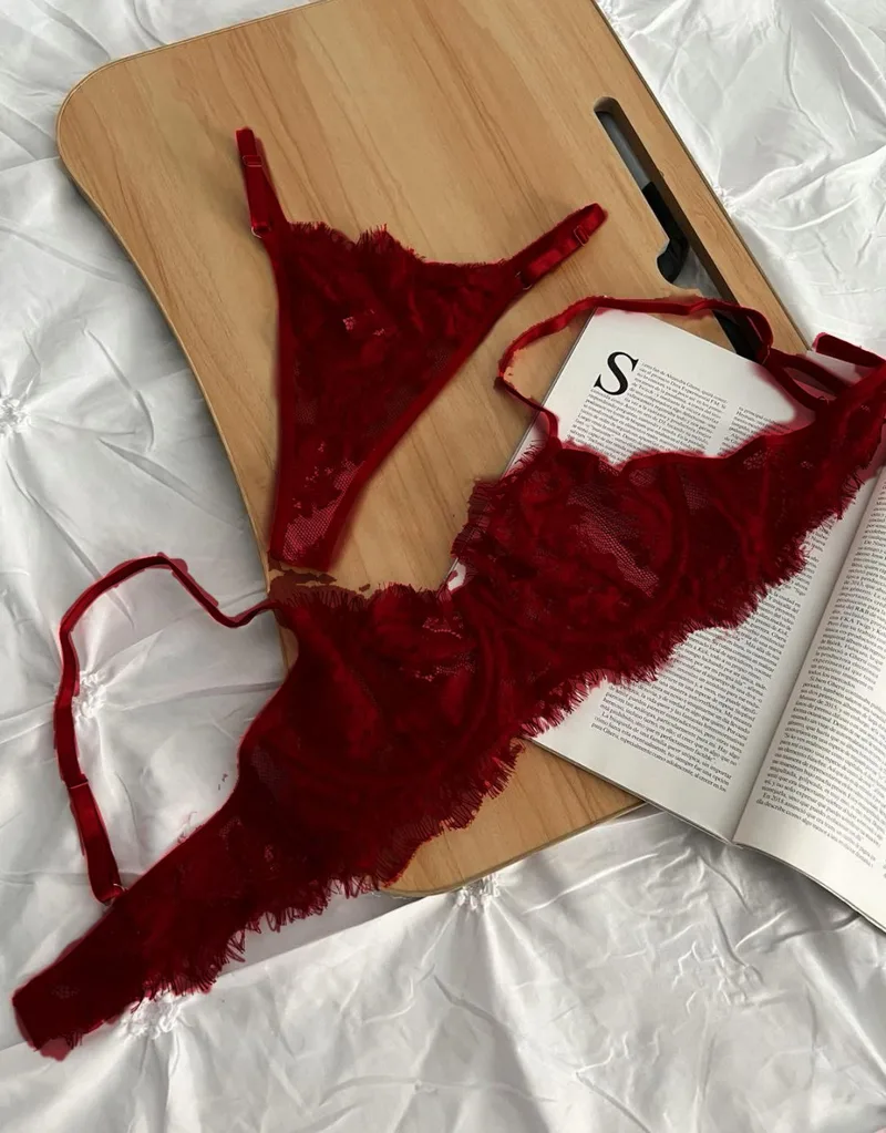 Set Alaila vino