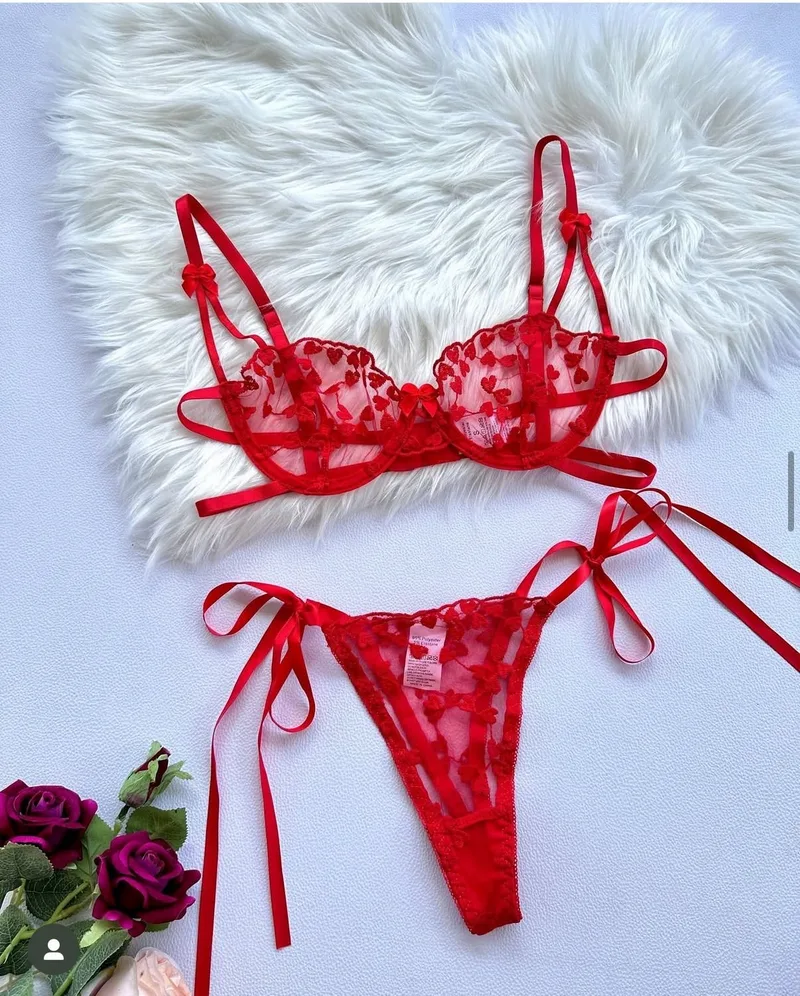 Set corazoncitos rojos