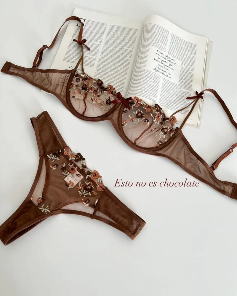 Set lencería café