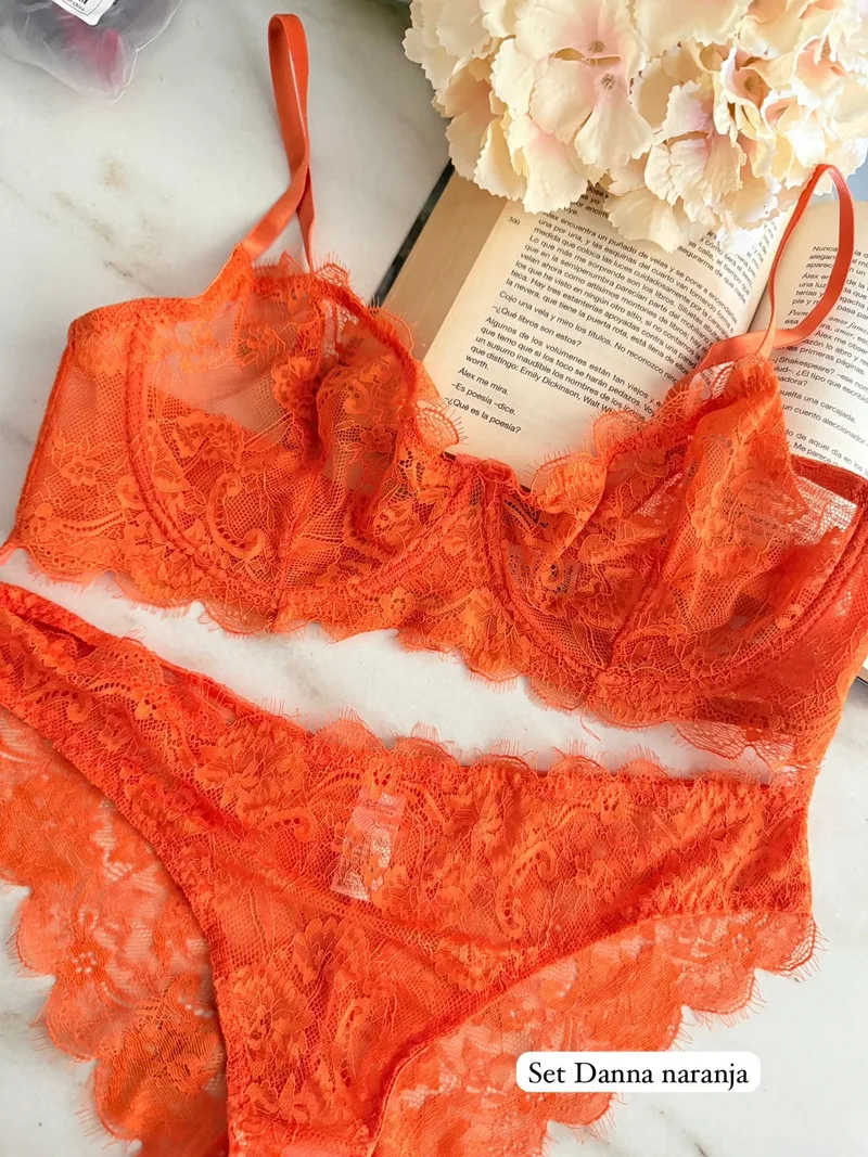 set danna naranja